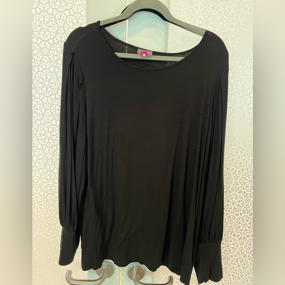 Vince Camuto top